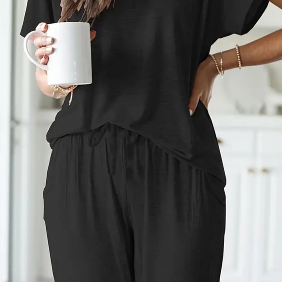 Black 2 Piece Lounge Set - Picture 4 of 6